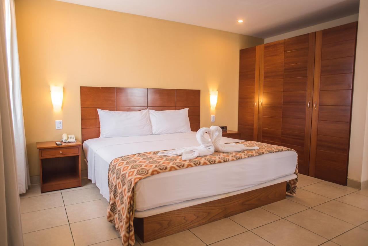Wyndham Costa Del Sol Pucallpa Kültér fotó A bedroom at the hotel